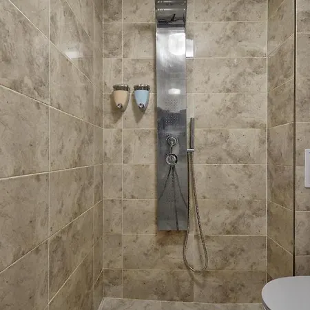 Center, Sea Garden, Brand New - Majestic Apartamento *